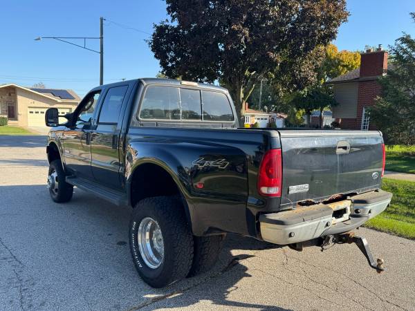 2007 Ford F 350 Lariat 4x4 SD Super Cab 6.75 ft. box 142 in. WB SRW Manual — photo 5
