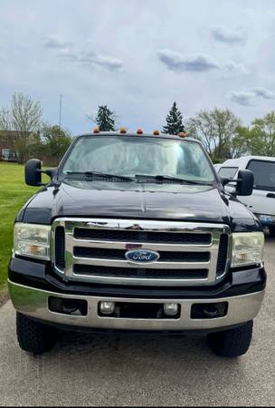 2007 Ford F 350 Lariat 4x4 SD Super Cab 6.75 ft. box 142 in. WB SRW Manual — photo 2