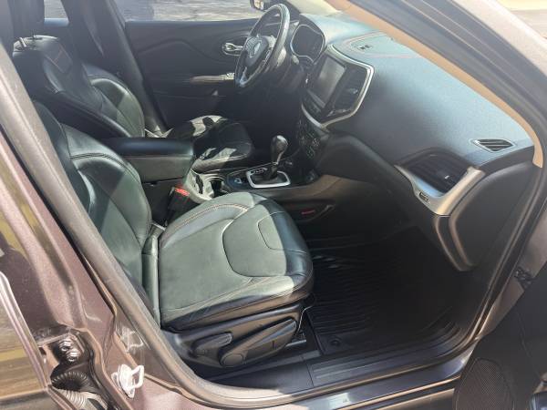 2014 Jeep Cherokee Trailhawk 4dr 4x4 Automatic — photo 12