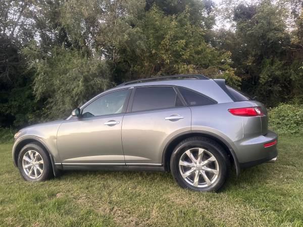 2005 Infiniti Fx35 Base 4dr 4x2 Automatic — photo 3