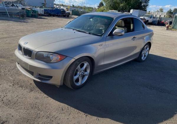 2010 BMW Series — photo 2