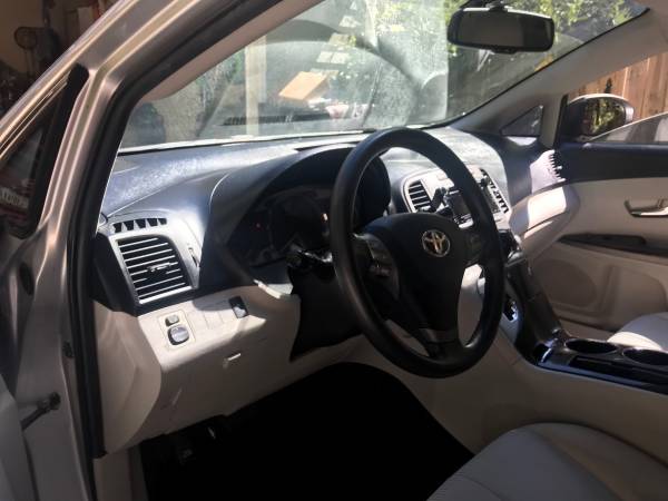 2011 Toyota Venza Base — photo 12