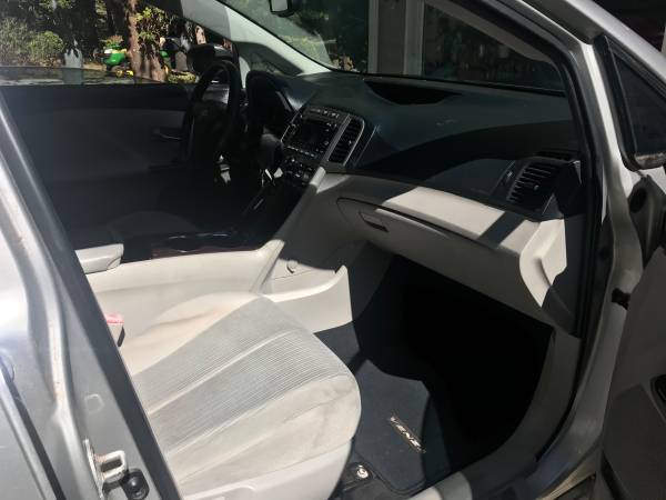 2011 Toyota Venza Base — photo 4