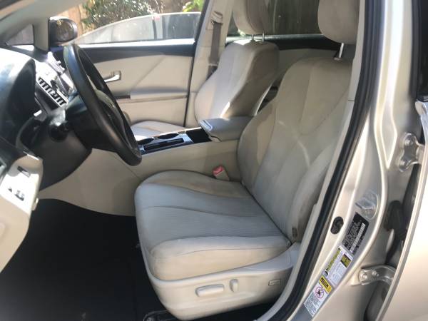 2011 Toyota Venza Base — photo 5