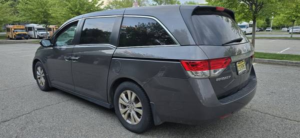 2016 Honda Odyssey EX Passenger Van Automatic — photo 3