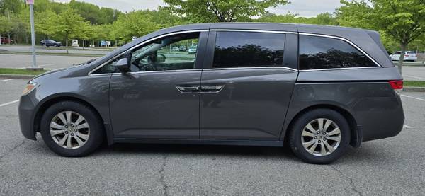 2016 Honda Odyssey EX Passenger Van Automatic — photo 6