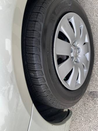 2003 Toyota Corolla LE — photo 3