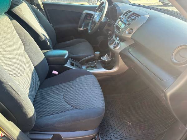 2007 Toyota Rav4 Base 4x4 Automatic — photo 4