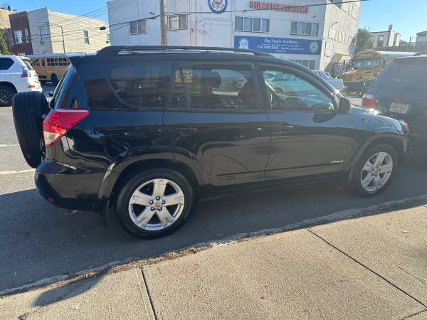 2007 Toyota Rav4 Base 4x4 Automatic — photo 5