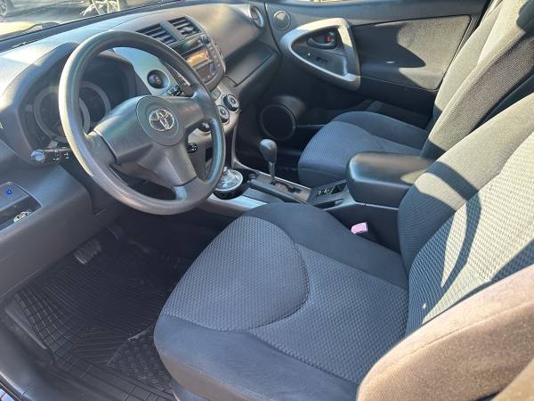2007 Toyota Rav4 Base 4x4 Automatic — photo 9