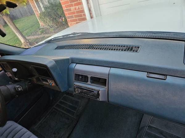 1990 GMC C1500 — photo 9