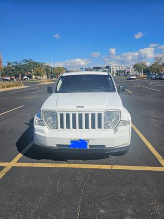 2012 Jeep Liberty Sport 4dr 4x2 Automatic — photo 3