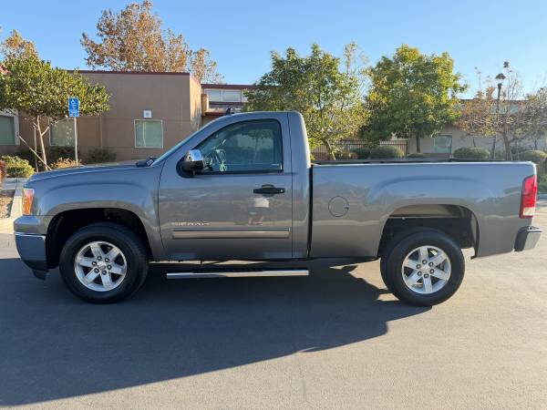 2013 GMC Sierra 1500 SLE 4x2 Regular Cab 8 ft. box 133 in. WB Automatic — photo 4