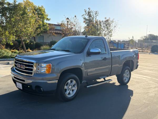 2013 GMC Sierra 1500 SLE 4x2 Regular Cab 8 ft. box 133 in. WB Automatic — photo 3