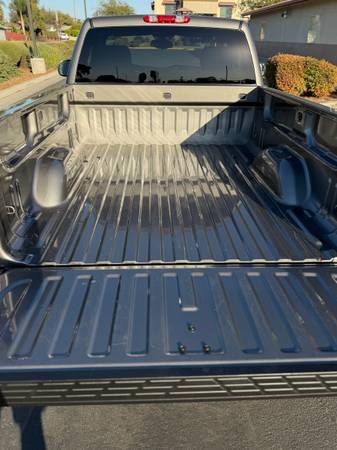 2013 GMC Sierra 1500 SLE 4x2 Regular Cab 8 ft. box 133 in. WB Automatic — photo 9