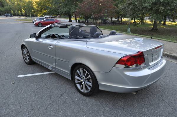 2010 Volvo C70 T5 — photo 4