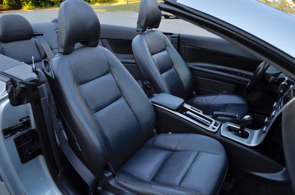 2010 Volvo C70 T5 — photo 11