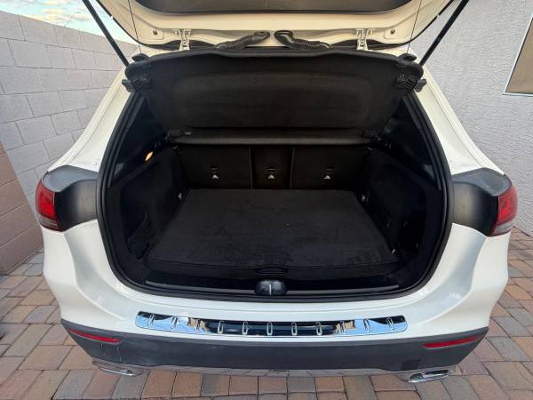 2022 Mercedes-Benz GLA 250 Base GLA 250 4dr Front-Wheel Drive Automatic — photo 11