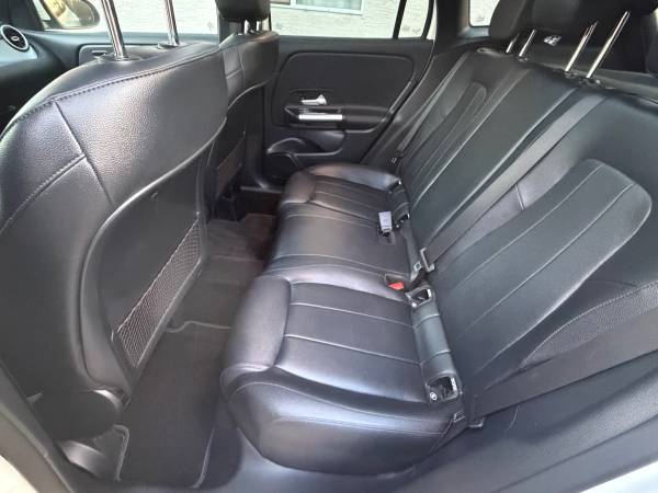 2022 Mercedes-Benz GLA 250 Base GLA 250 4dr Front-Wheel Drive Automatic — photo 12