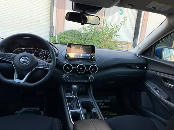 2024 Nissan Sentra SV — photo 11
