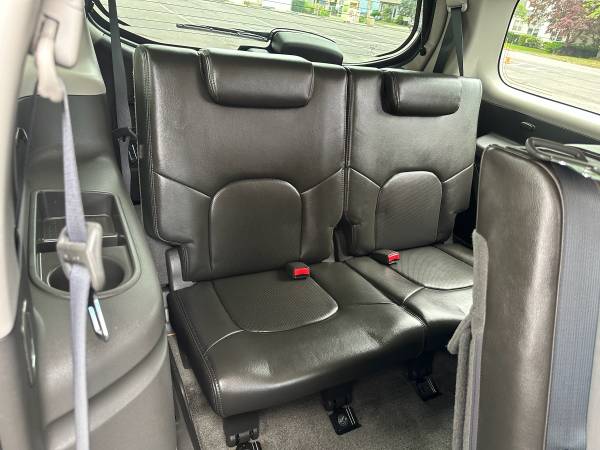 2012 Nissan Pathfinder Silver 4dr 4x4 Automatic — photo 7