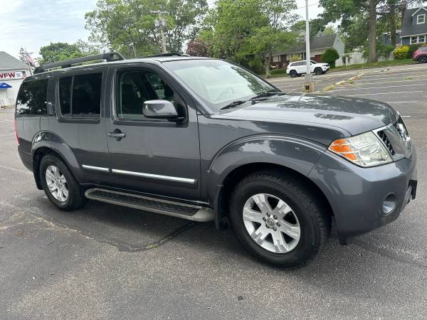 2012 Nissan Pathfinder Silver 4dr 4x4 Automatic — photo 3