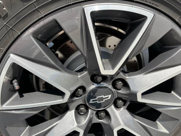 2015 Chevrolet Tahoe LTZ 4x2 Automatic — photo 10