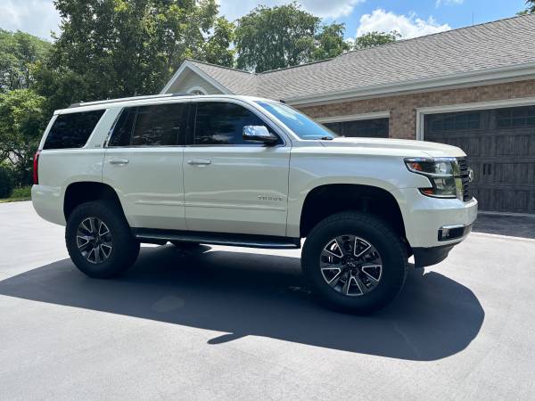 2015 Chevrolet Tahoe LTZ 4x2 Automatic — photo 2