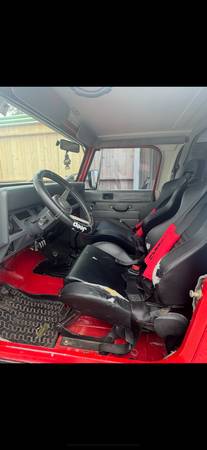 1990 Jeep Wrangler Base 2dr 4WD SUV — photo 4