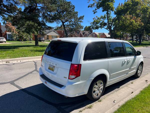 2017 Dodge Grand Caravan GT Front-wheel Drive Passenger Van Automatic — photo 5