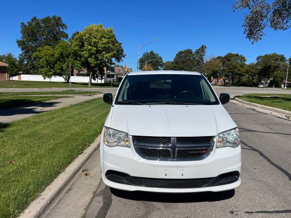 2017 Dodge Grand Caravan GT Front-wheel Drive Passenger Van Automatic — photo 2