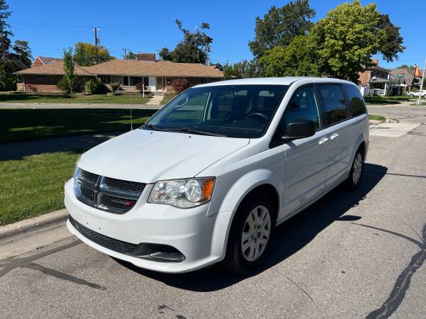 2017 Dodge Grand Caravan GT Front-wheel Drive Passenger Van Automatic — photo 1