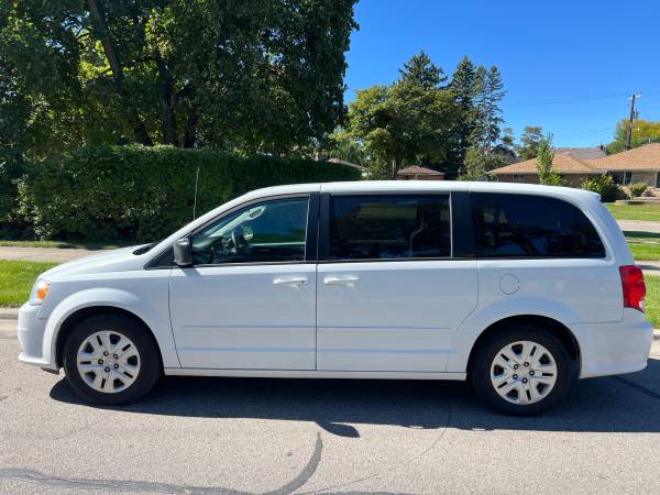 2017 Dodge Grand Caravan GT Front-wheel Drive Passenger Van Automatic — photo 8