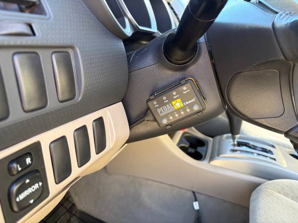 2005 Toyota Tacoma Base V6 — photo 11