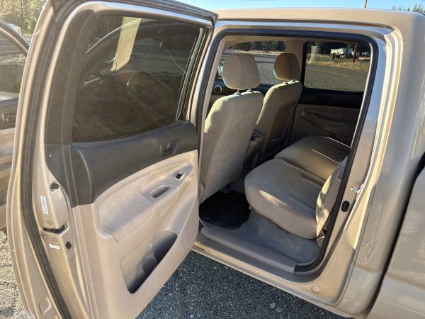 2005 Toyota Tacoma Base V6 — photo 9