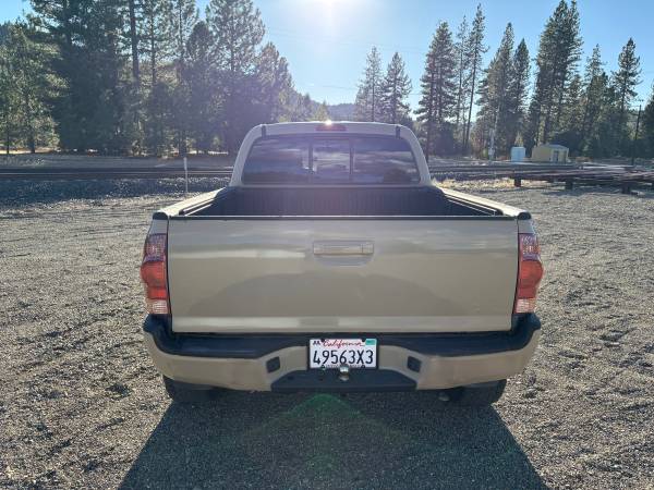 2005 Toyota Tacoma Base V6 — photo 4
