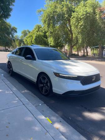 2025 Honda Accord Hybrid Sport-L Sedan Front Wheel Drive CVT — photo 7
