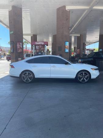 2025 Honda Accord Hybrid Sport-L Sedan Front Wheel Drive CVT — photo 5