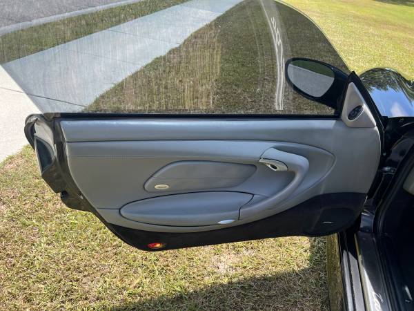2002 Porsche 911 Carrera 4S — photo 10