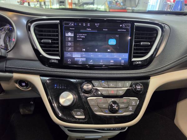 2024 Chrysler Pa — photo 10