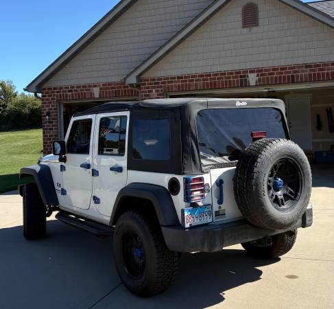 2007 Jeep Wrangler Unlimited X — photo 2