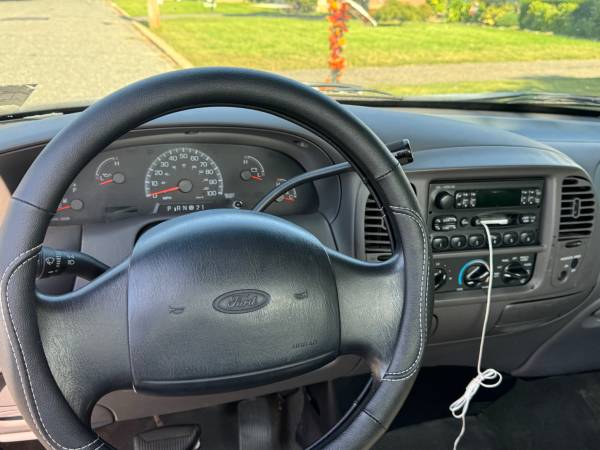 1999 Ford F 150 XL 4x4 Super Cab Styleside 157.4 in. WB Manual — photo 7