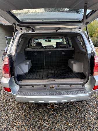 2004 Toyota 4runner SR5 V8 4x2 Automatic — photo 5