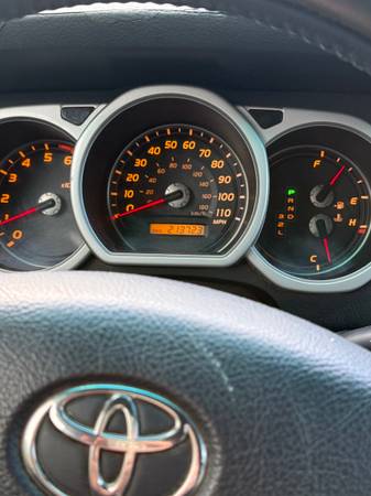 2004 Toyota 4runner SR5 V8 4x2 Automatic — photo 9