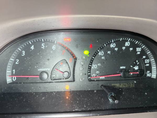 2003 Toyota Camry LE 4dr Sedan Automatic — photo 6