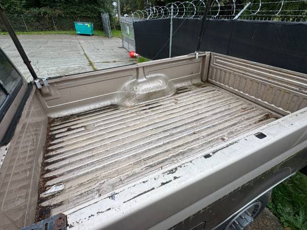 1992 Ford F 250 Base 2dr Standard Cab LB — photo 6