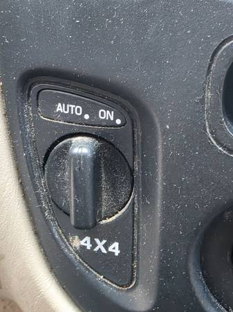 2003 Ford Escape XLT 4x4 Automatic — photo 12