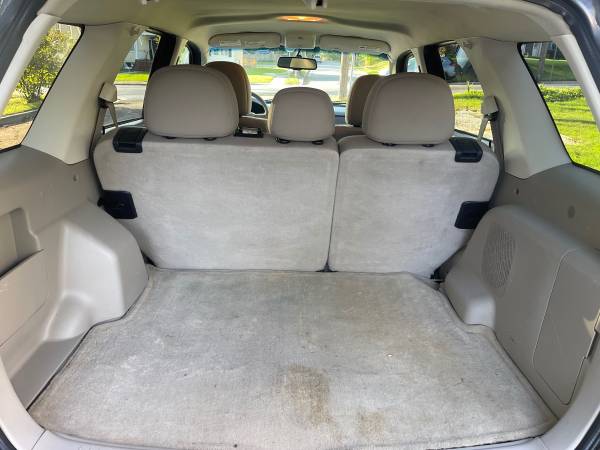 2011 Ford Escape XLT 4dr Front-wheel Drive Automatic — photo 4
