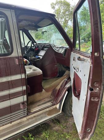 1987 GMC Vandura G15 3dr 00 Cargo Van — photo 5