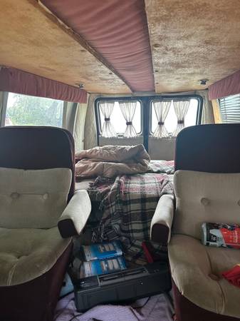 1987 GMC Vandura G15 3dr 00 Cargo Van — photo 10